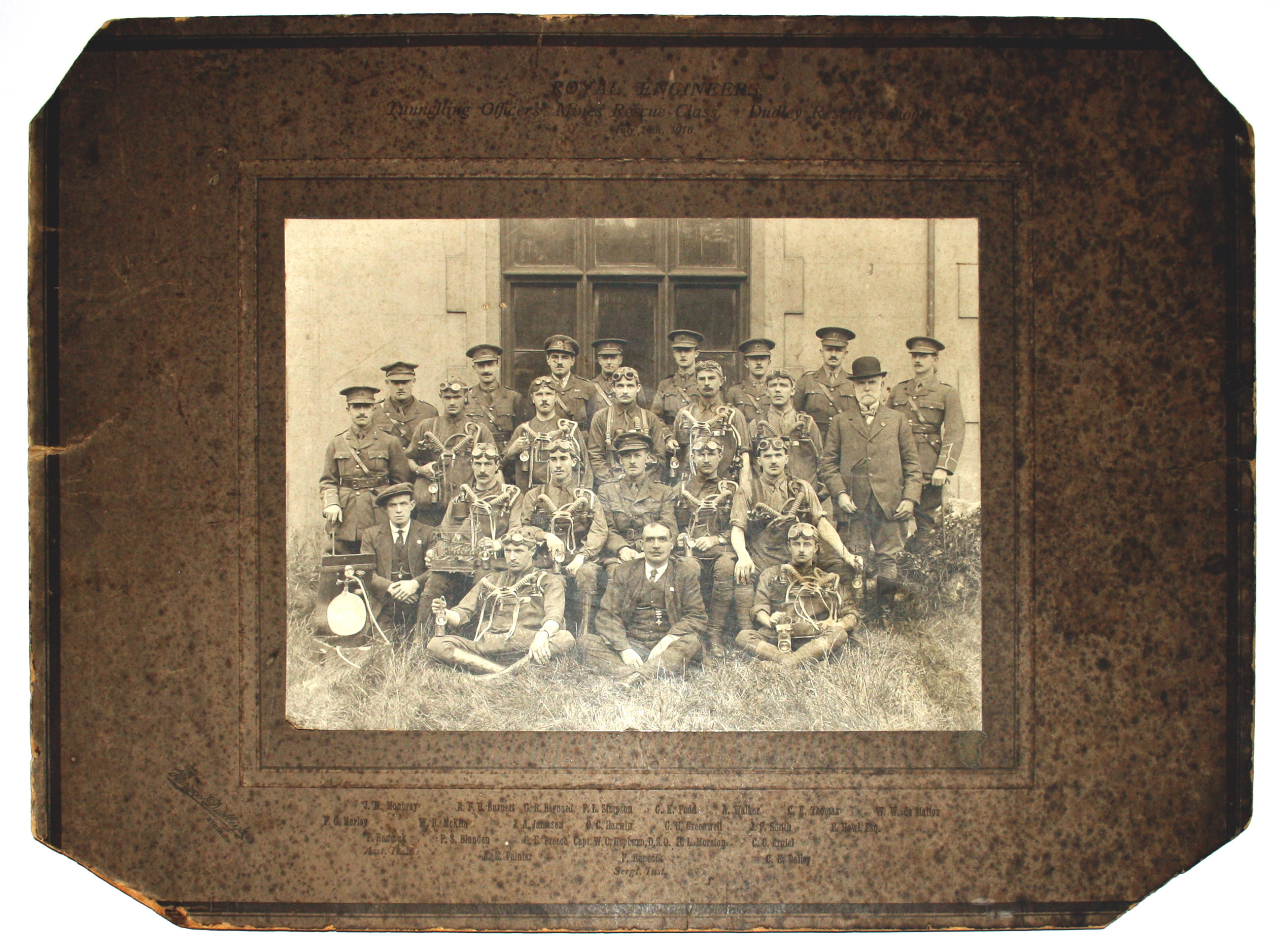 royal engineers officers tunnelling mines rescue class 1916.jpg